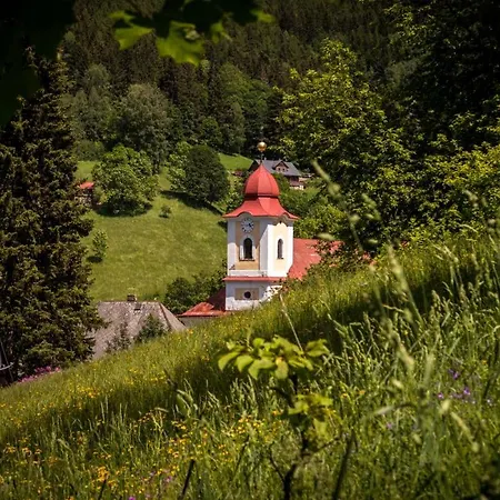 U Pece ゲストハウス ペツ・ポト・スニェシュコウ